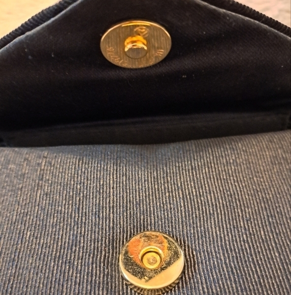 Black Envelope Style Bag With Pearls - Picture 6 of 9